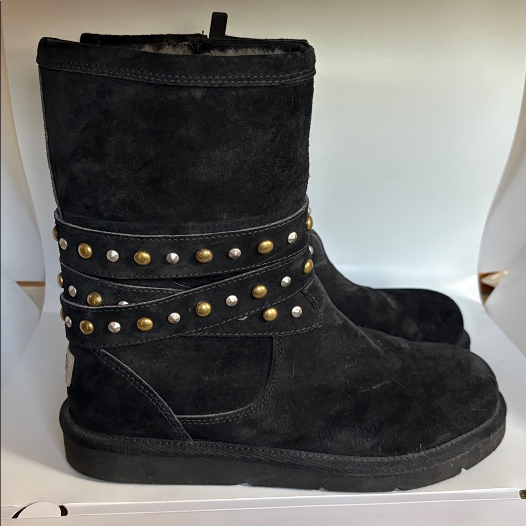 Ugg Clovis Black Studded Gray Genuine Sheepskin Shearling Boots 8